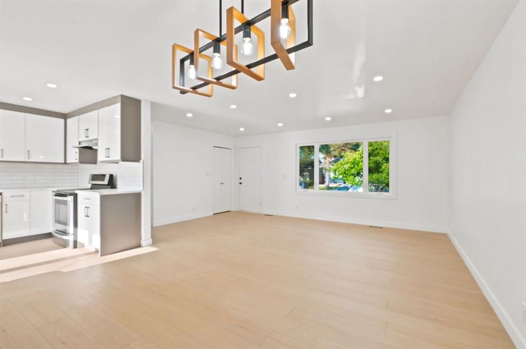 Picture for 19 Mardale Crescent NE