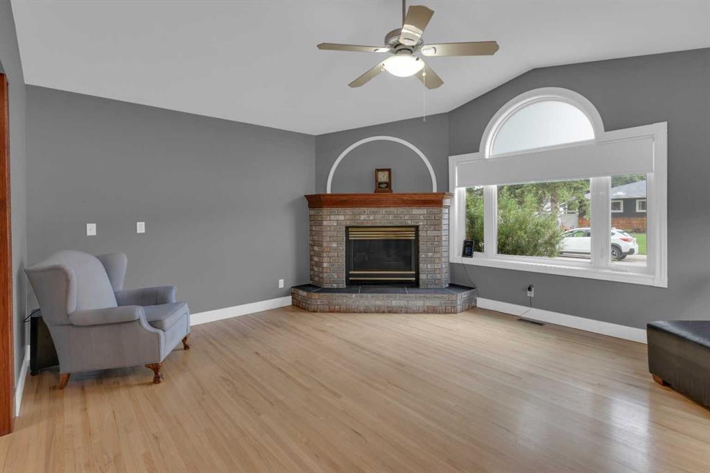 Picture for 47 Hillgrove Drive SW