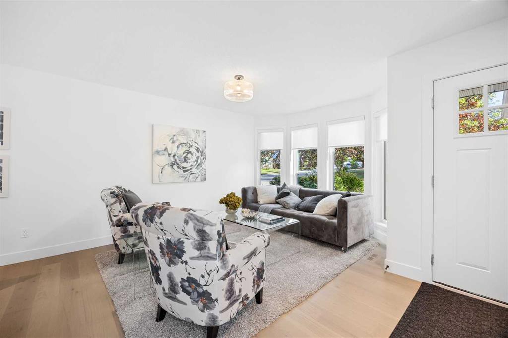 Picture for 60 Strathcona Road SW