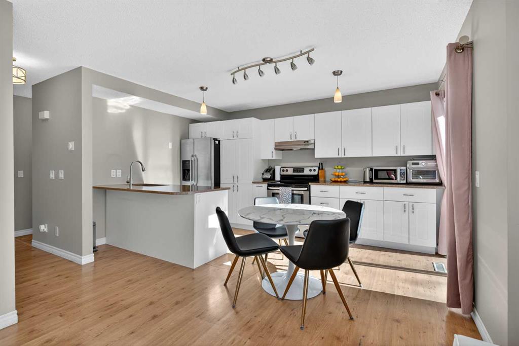 Picture for 162 Mt Apex Crescent SE