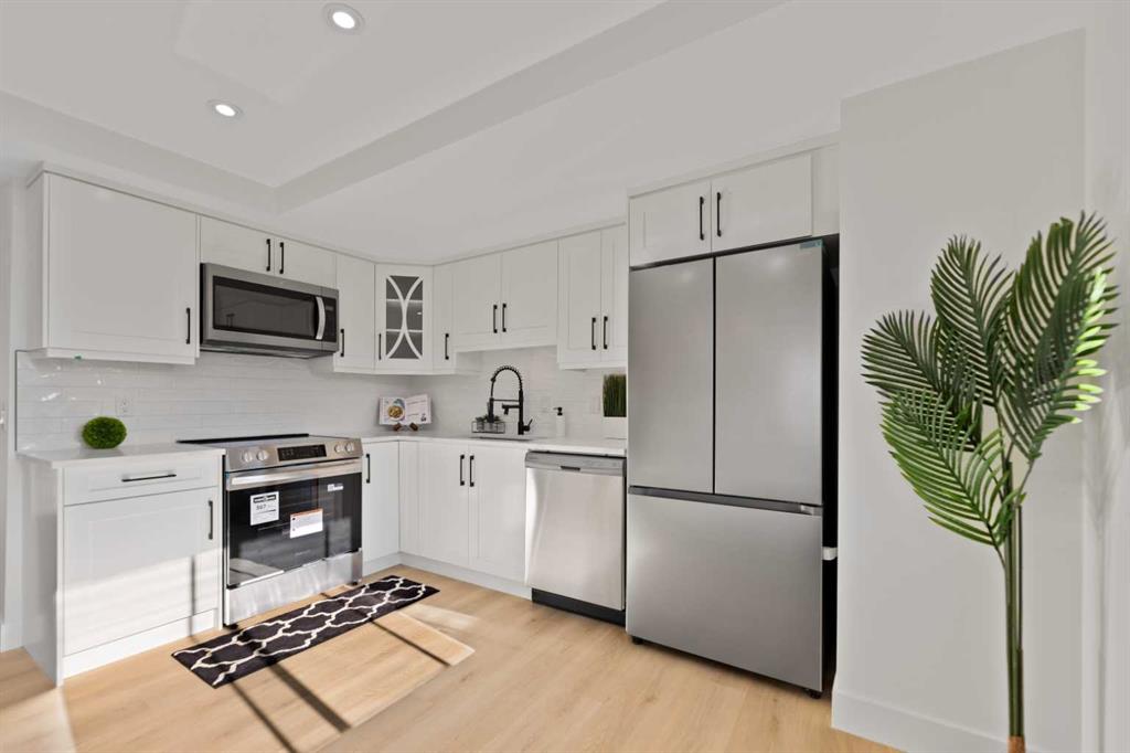 Picture for 26 Glamis Gardens SW https://www.cirrealty.ca/reb/creb/11/A2266311_10.jpg