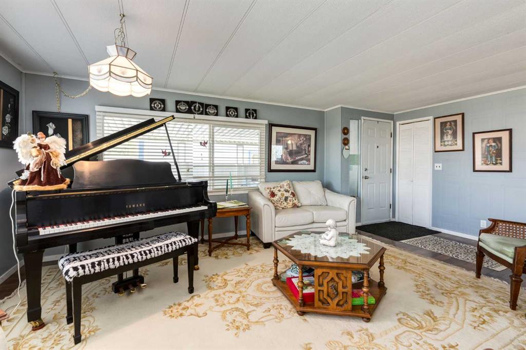 Picture for 130, 99 Arbour Lake Road NW