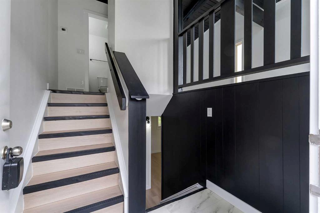 Picture for 105 Pinemont Bay NE