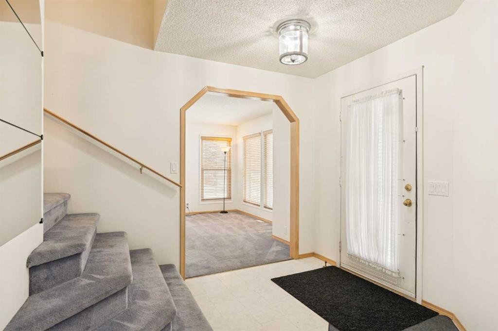 Picture for 2498 Catalina Boulevard NE