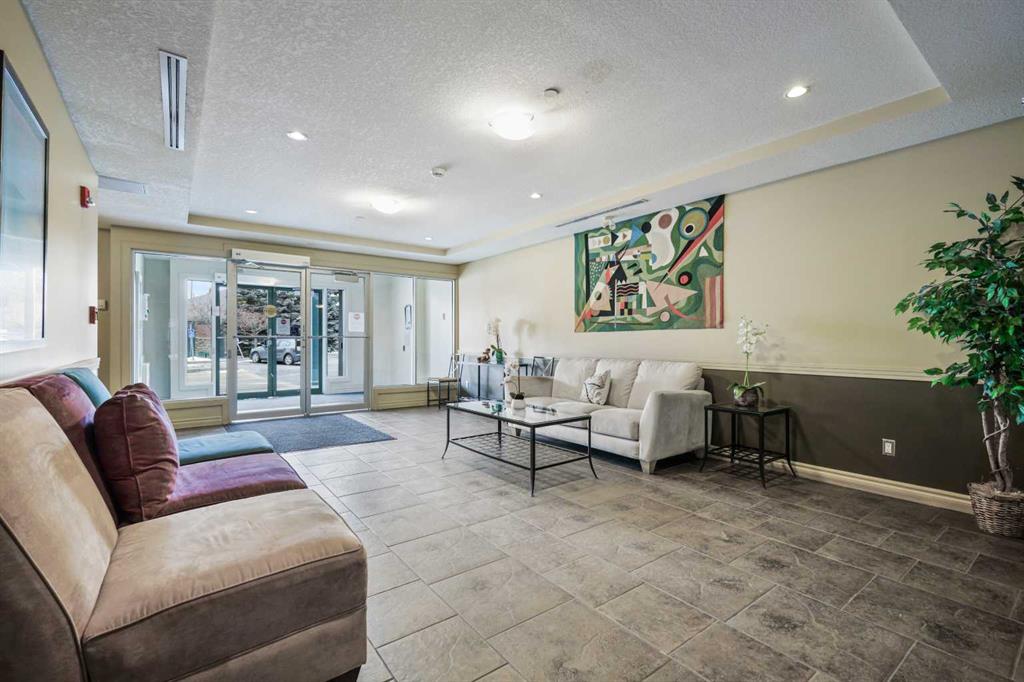 Picture for 432, 3111 34 Avenue NW