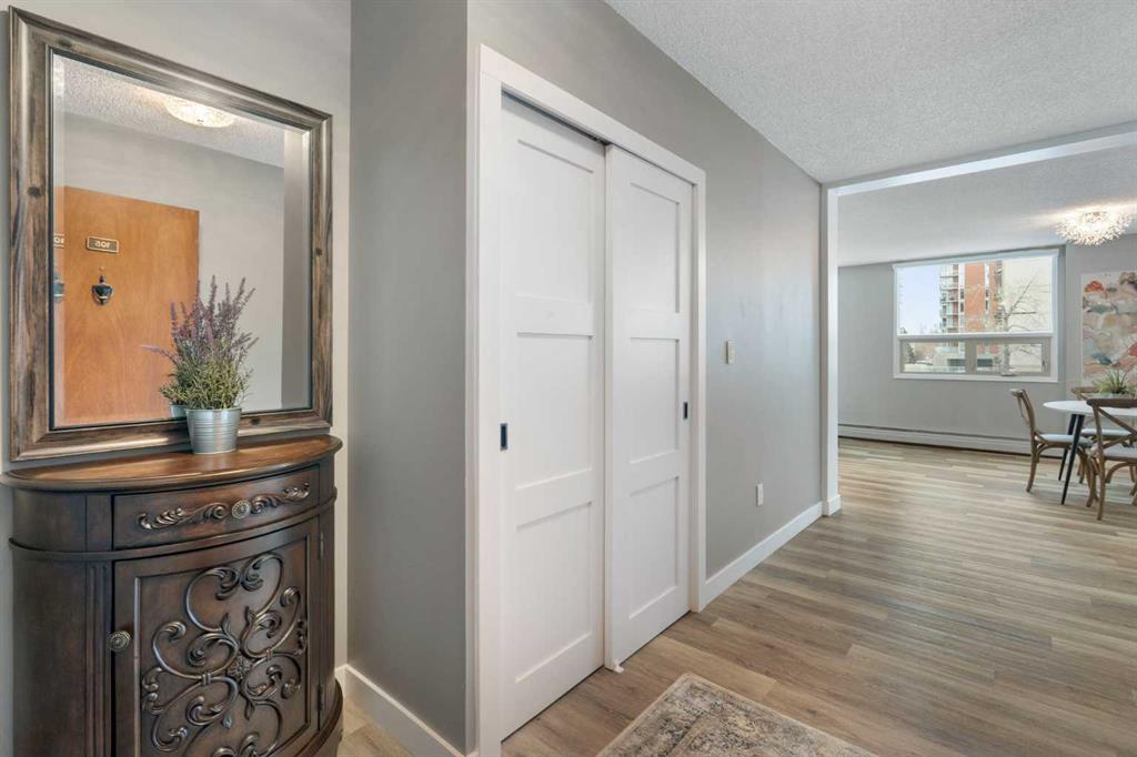 Picture for 105, 220 26 Avenue SW