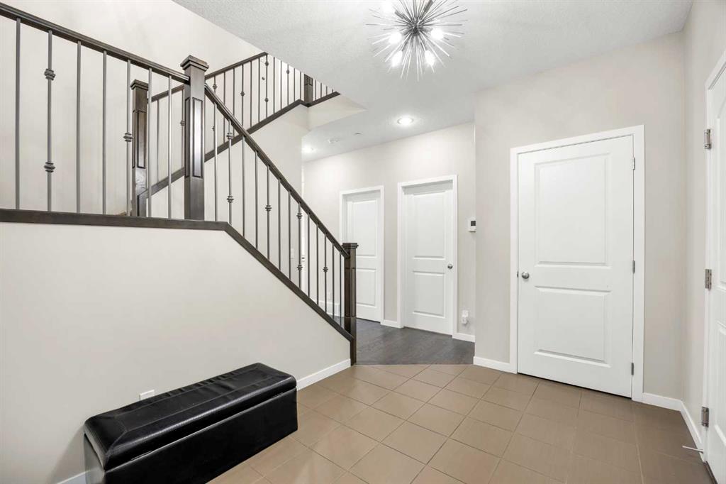 Picture for 134 Howse Rise NE