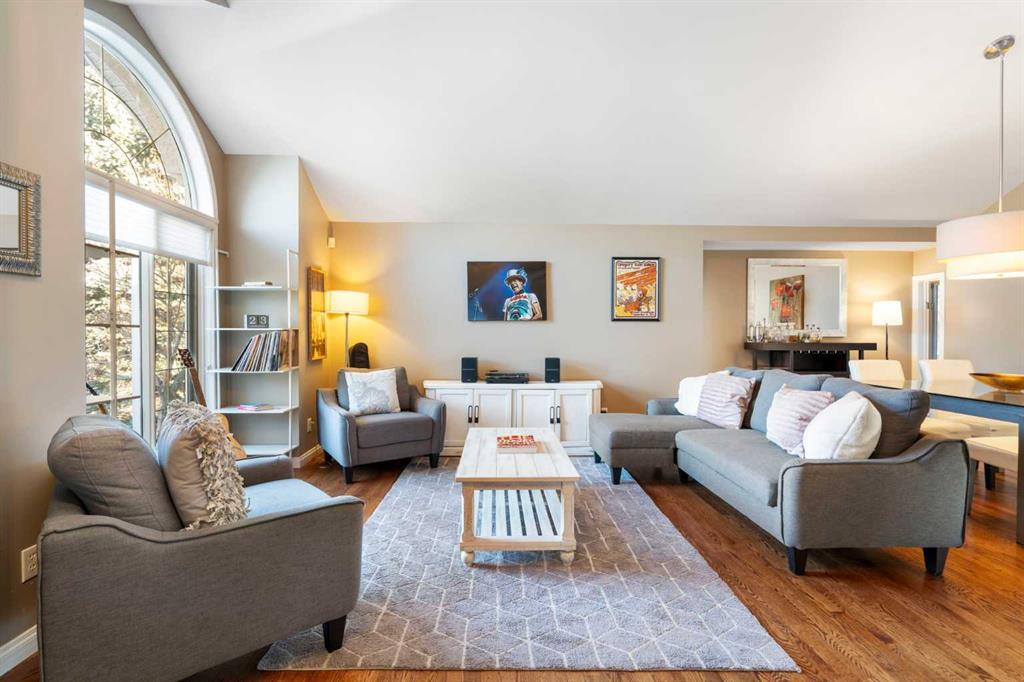 Picture for 15 Mt Norquay Gate SE