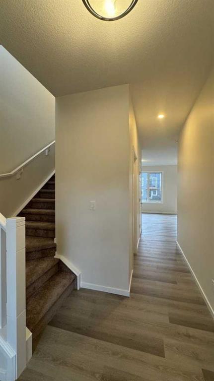 Picture for 609 Southwinds Close SW