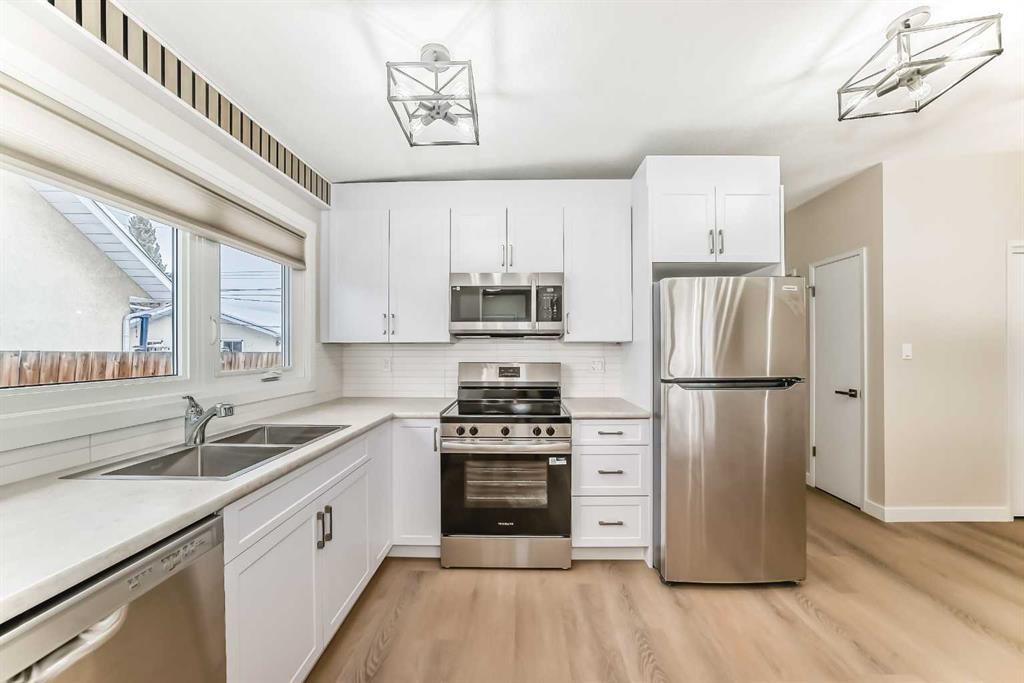 Picture for 7406-7408 Hunterfield Road NW