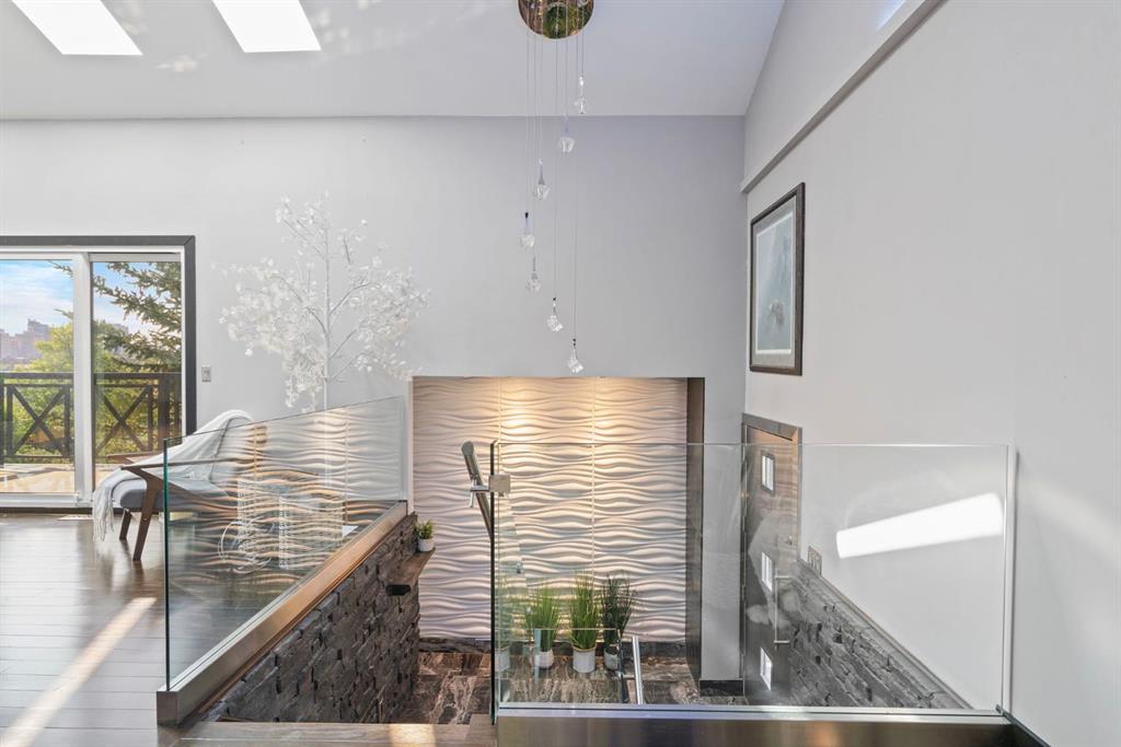 Picture for 618 10 Street NE