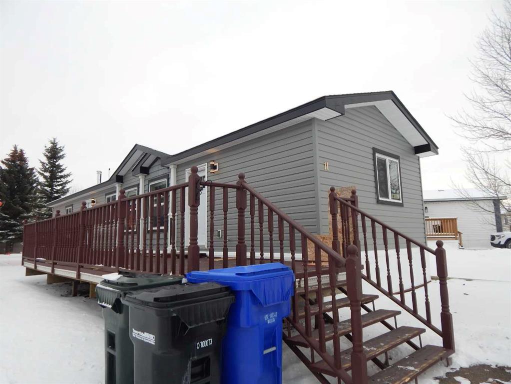 Picture for #11, 5210 65 Avenue 