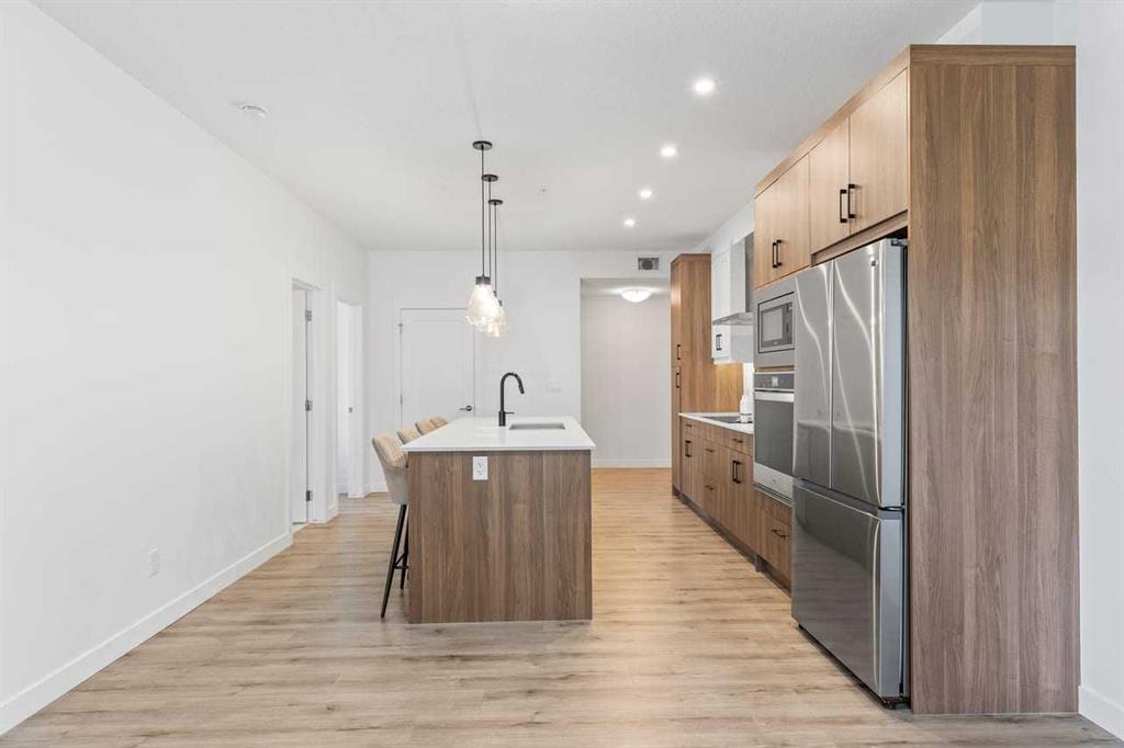 Picture for 112, 40 Walgrove Walk SE