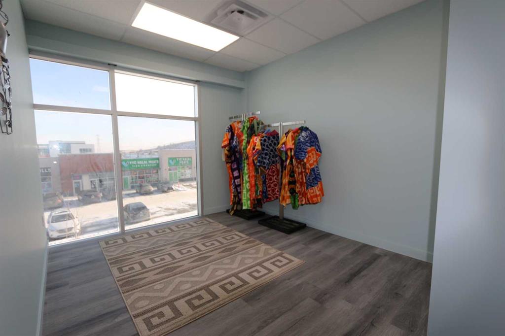 Picture for 135, 270 Nolanridge Crescent NW