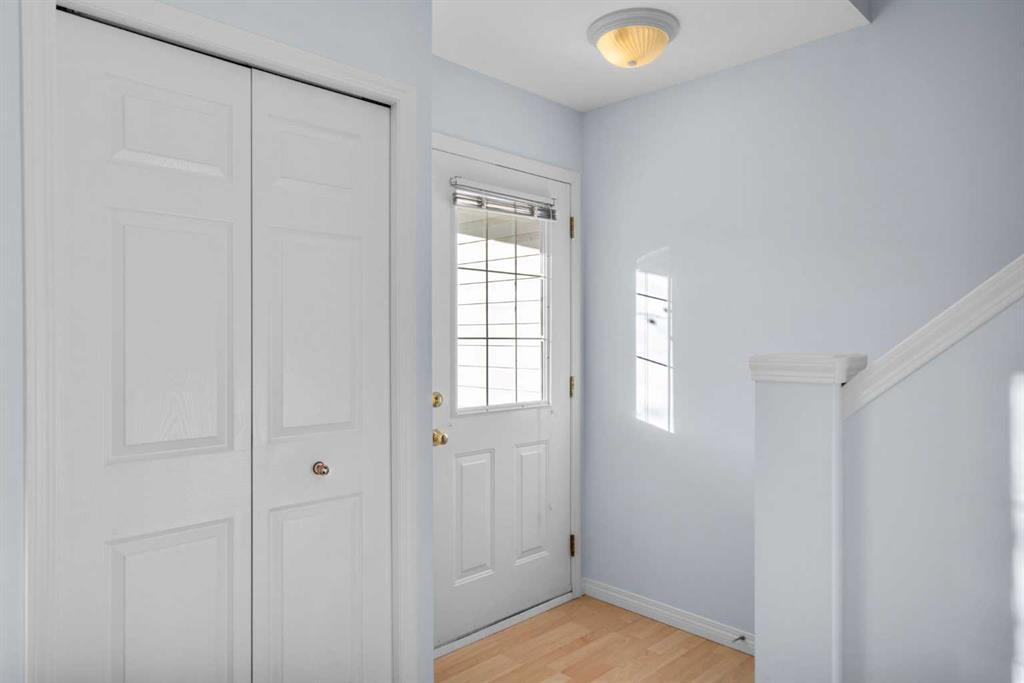 Picture for 74, 4 Stonegate Drive NW