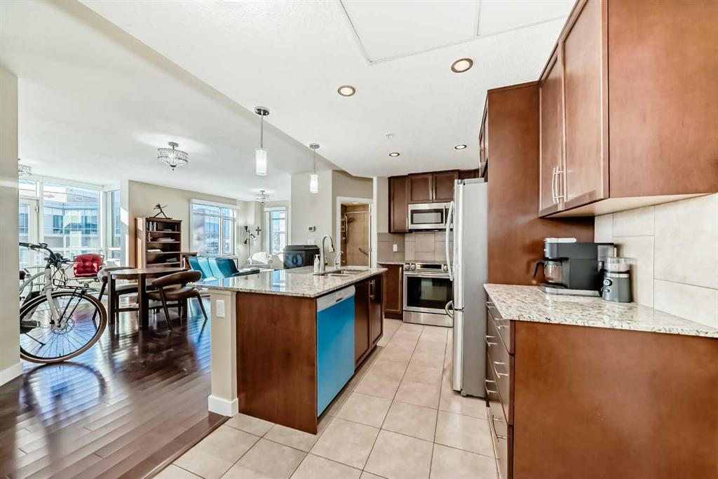 Picture for 310, 24 Varsity Estates Circle NW