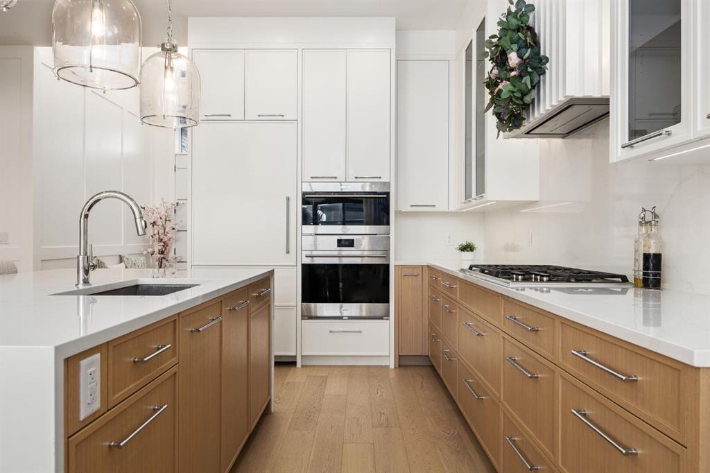 Picture for 307 Elveden Court SW