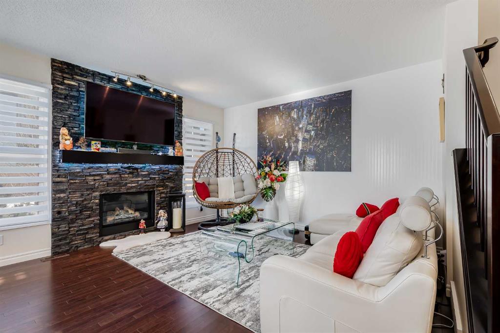 Picture for 87 Evanswood Circle NW