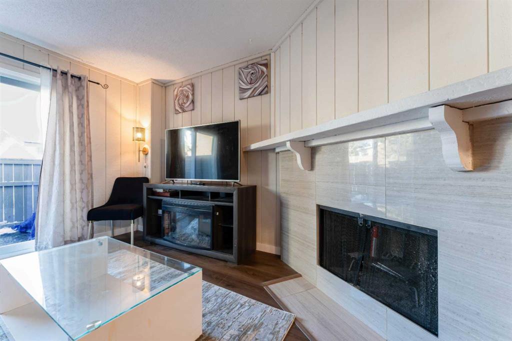 Picture for 1101, 829 Coach Bluff Crescent SW