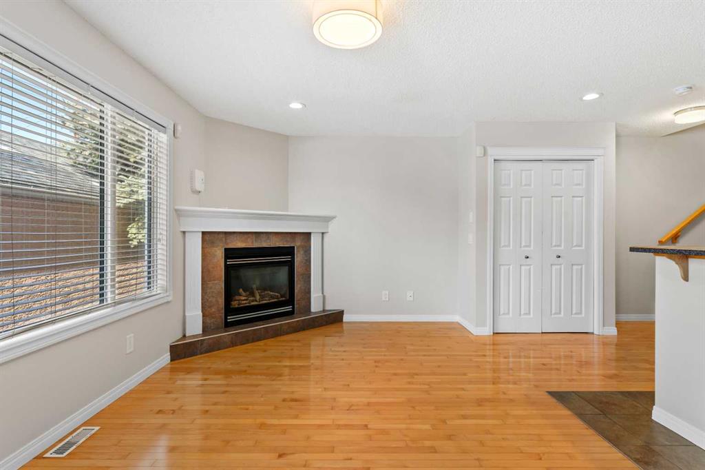 Picture for 2, 2023 24 Street SW