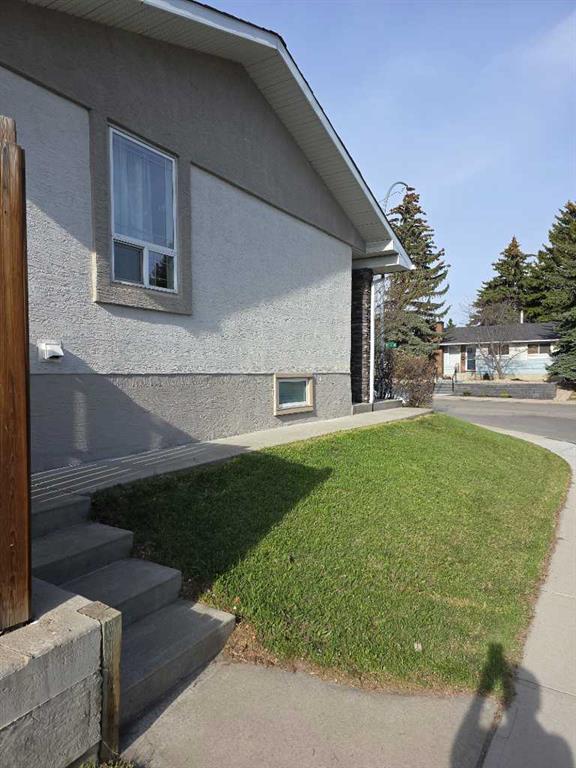 Picture for 3503 48 Street NE