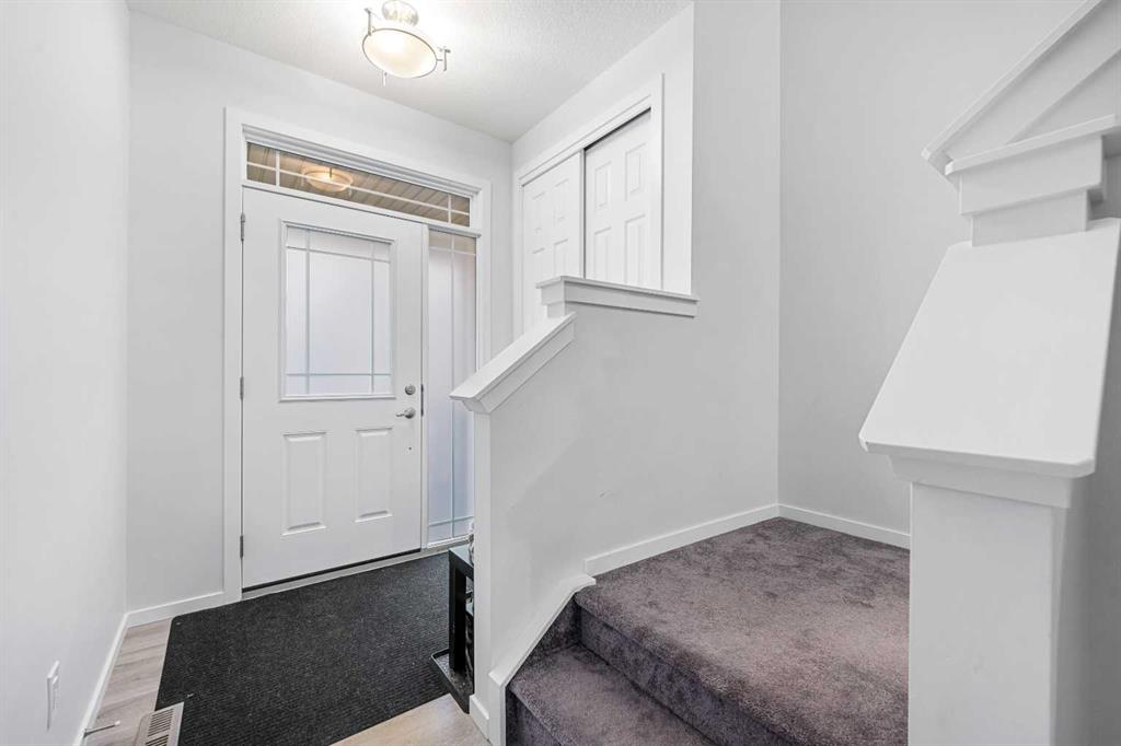 Picture for 281 Yorkville Road SW