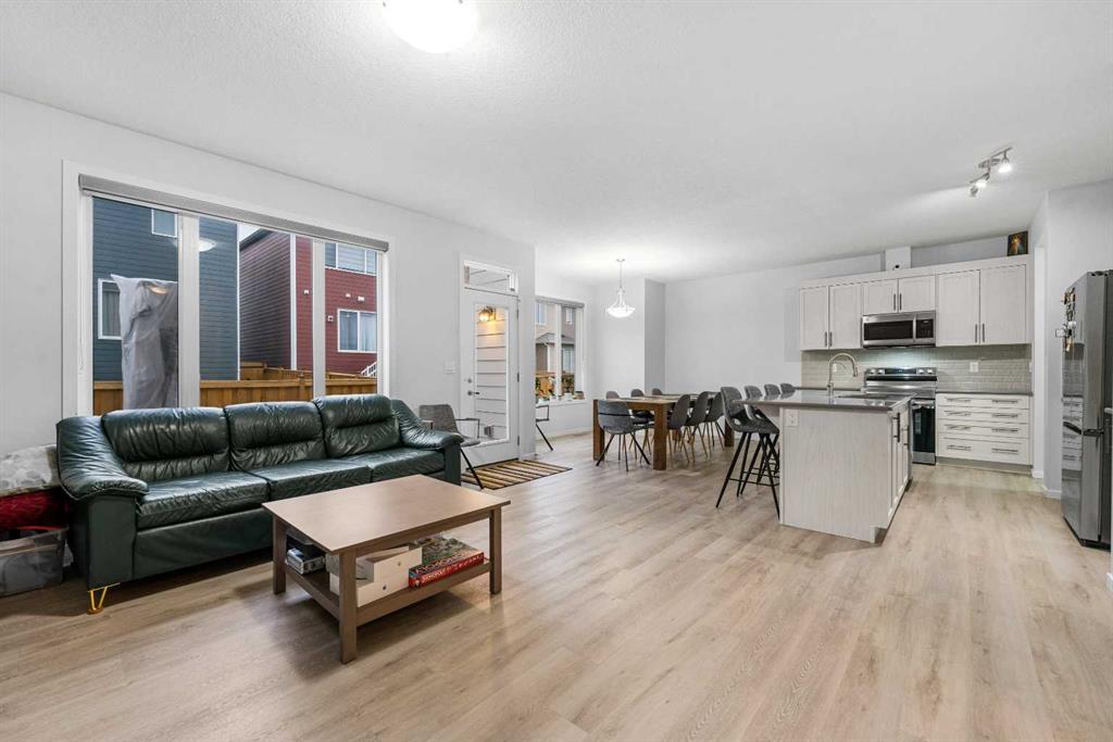 Picture for 281 Yorkville Road SW