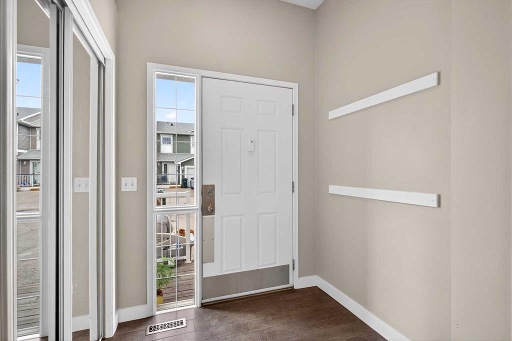 Picture for 1304, 800 Yankee Valley Boulevard SE