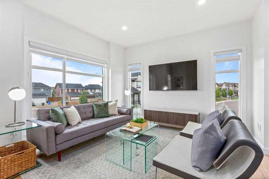 Picture for 603, 200 Belvedre Boulevard SE