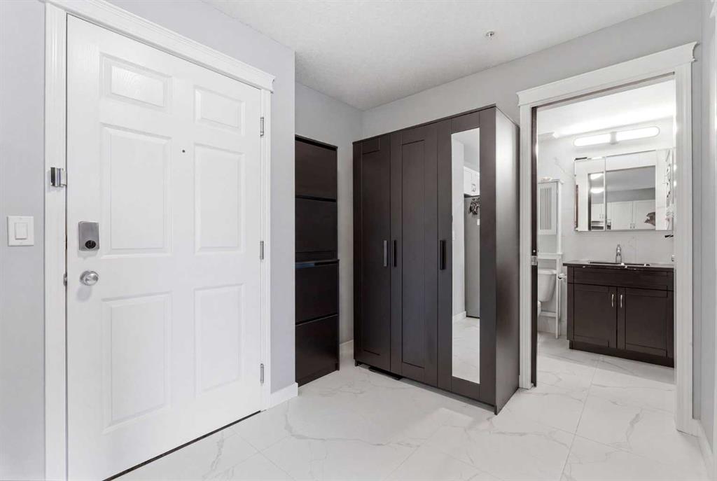 Picture for 7206, 70 Panamount Drive NW