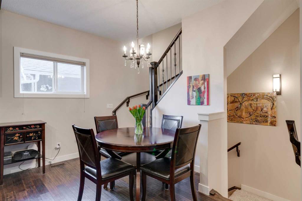 Picture for 2, 309 15 Avenue NE