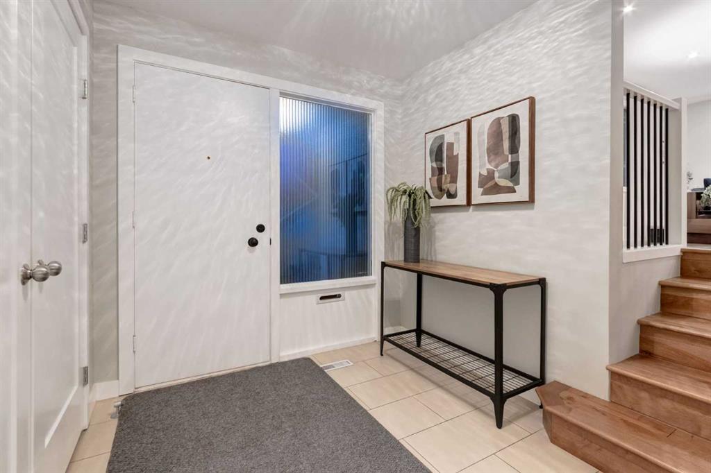 Picture for 7319 Keewatin Street SW