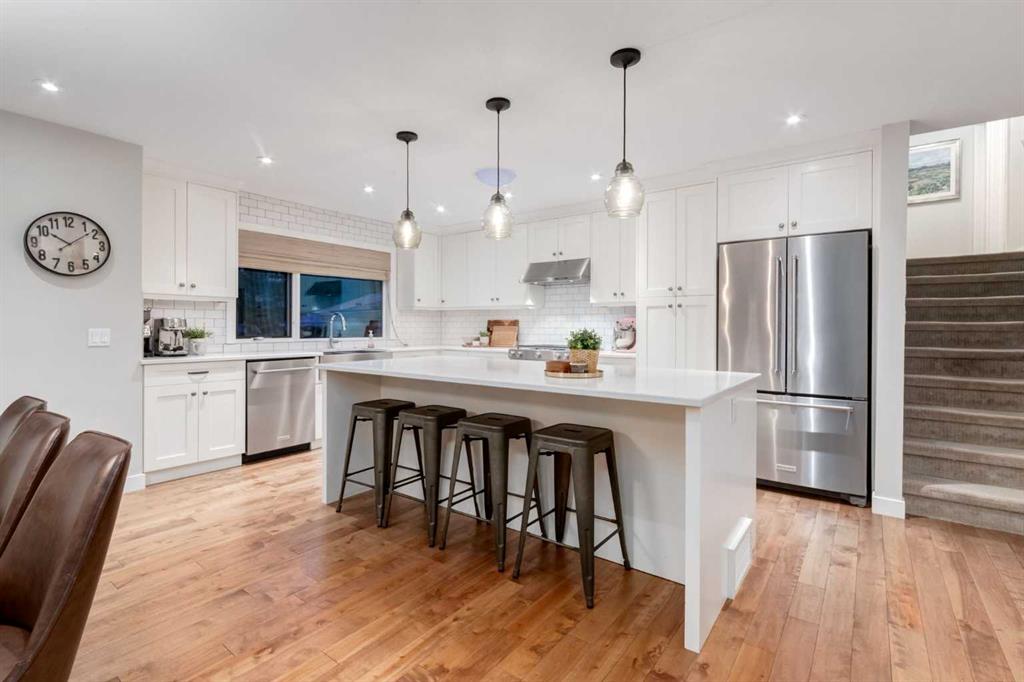 Picture for 7319 Keewatin Street SW