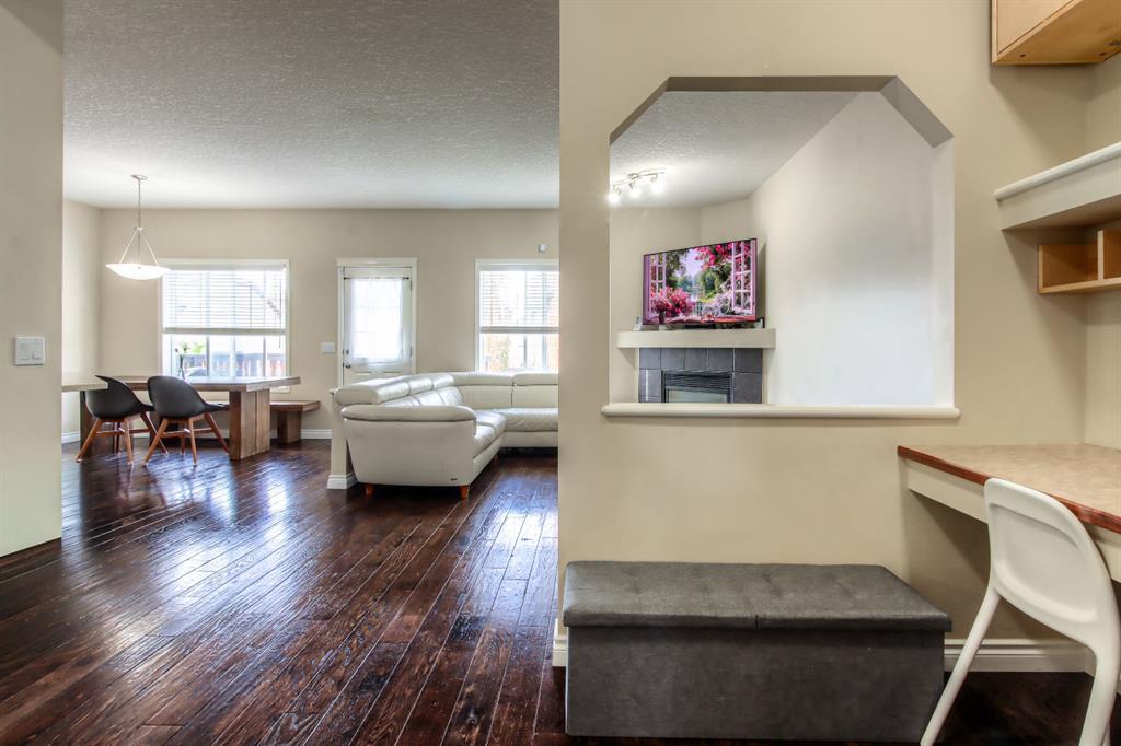 Picture for 77 Weston Court SW