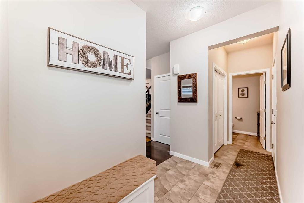Picture for 156 Cougar Ridge Manor SW