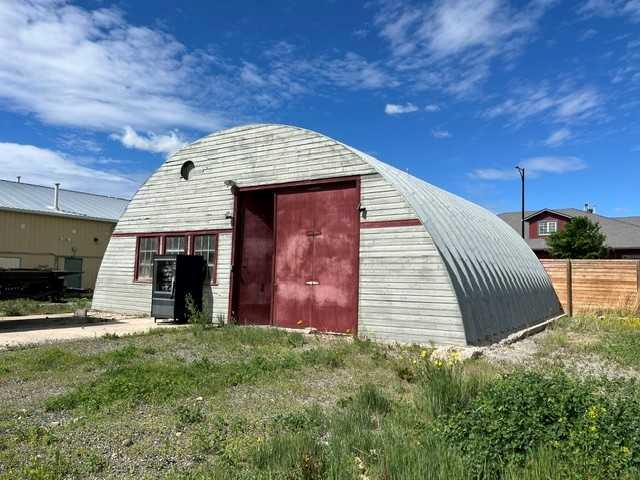 Picture for 512 Centre Street SE