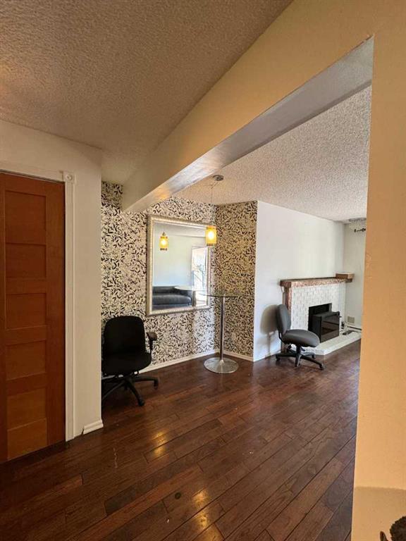 Picture for 207, 1605 16 Avenue SW