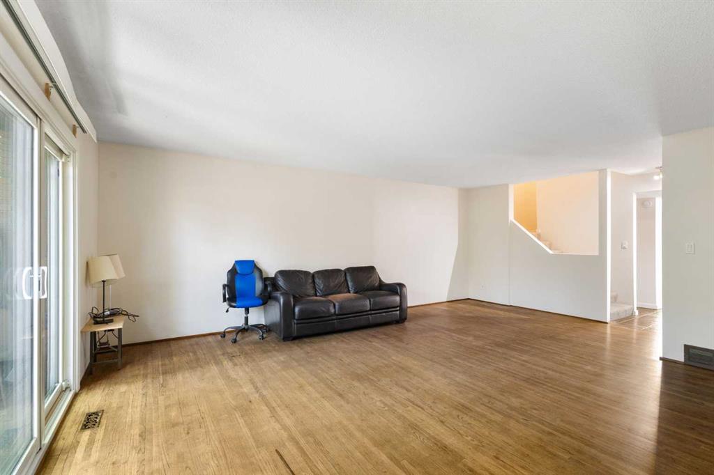 Picture for 303, 1305 Glenmore Trail SW