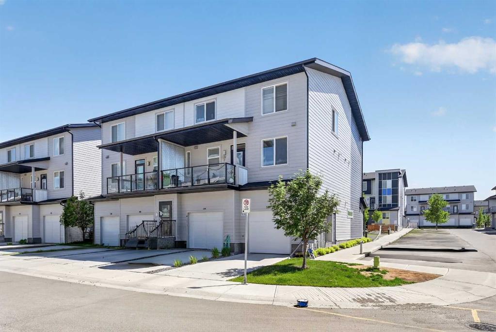 Picture for 204, 330 Redstone  NE