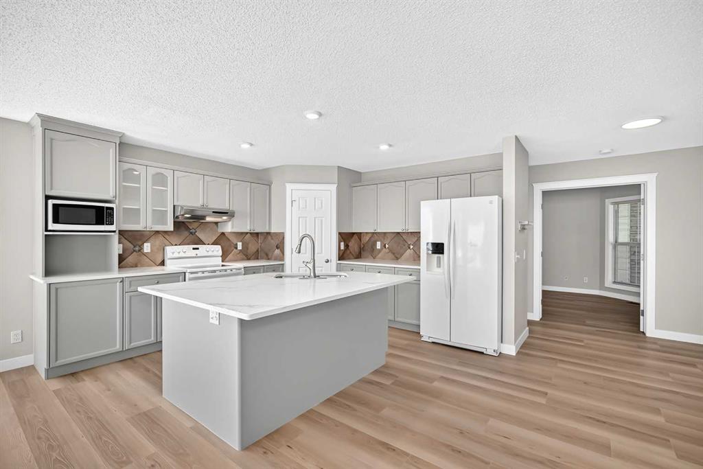 Picture for 12915 Coventry Hills Way NE
