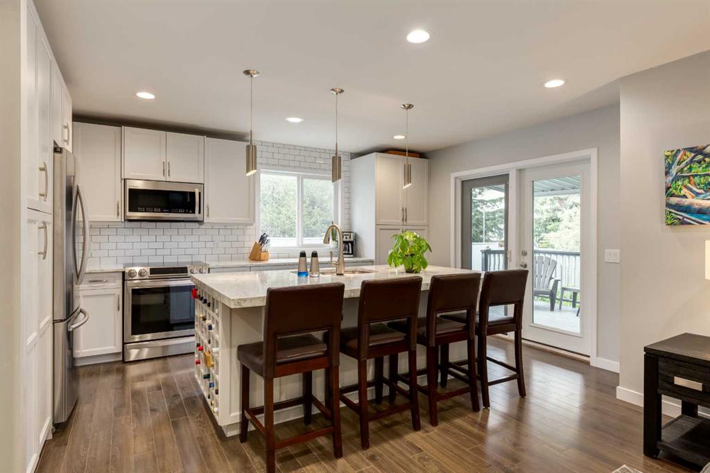 Picture for 128 Riverwood Close SE