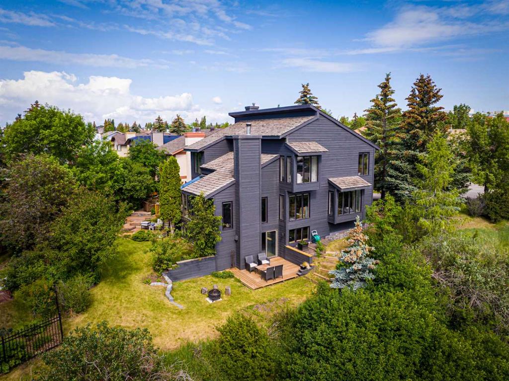 CIR Realty Calgary/Edgemont/AB ' 919 Edgemont Road NW , Calgary, 0046