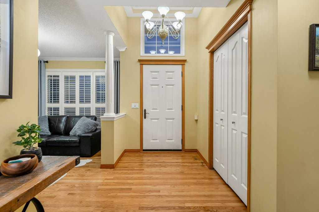 Picture for 167 Mckenzie Lake View SE