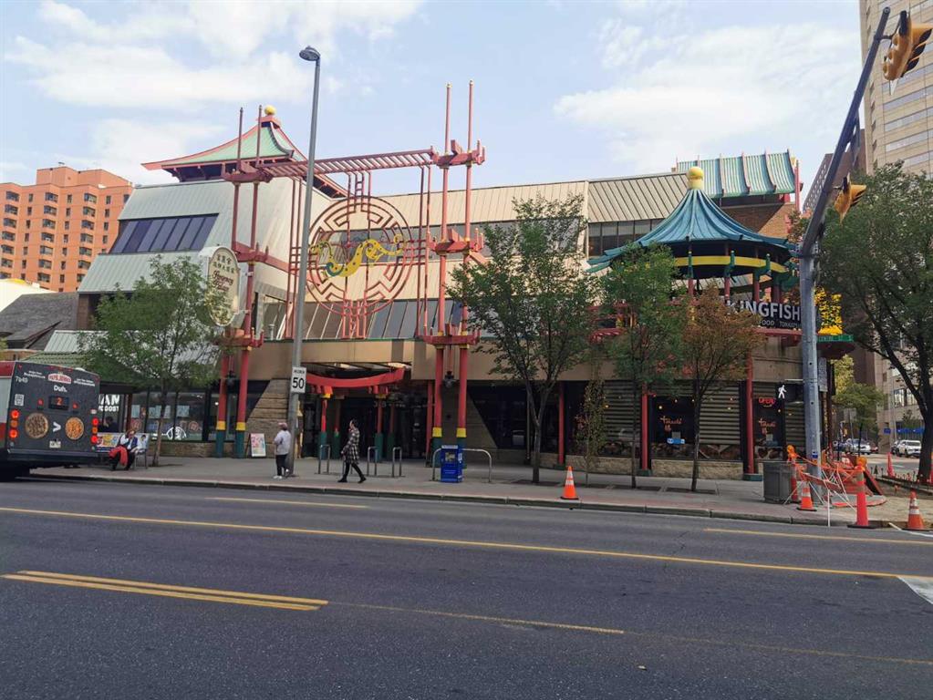 Picture for 218, 328 Centre Street SE