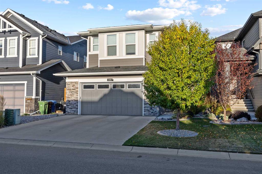 Picture for 240 Cranbrook Circle SE