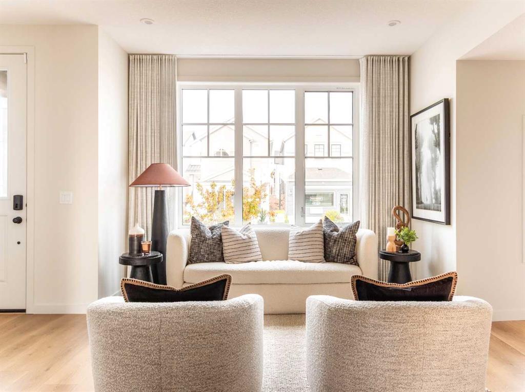 Picture for 1457 Rangeview Drive SE