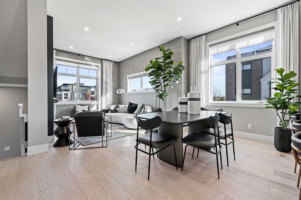 Picture for 113, 595 Mahogany Road SE