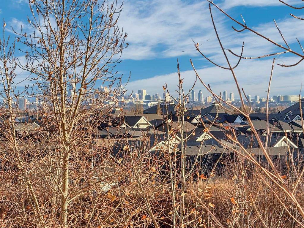 Picture for 2210, 928 Arbour Lake Road NW