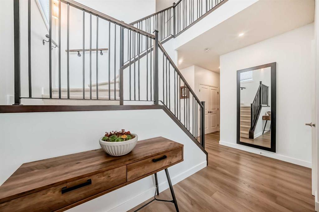 Picture for 104 Copperpond Mews SE