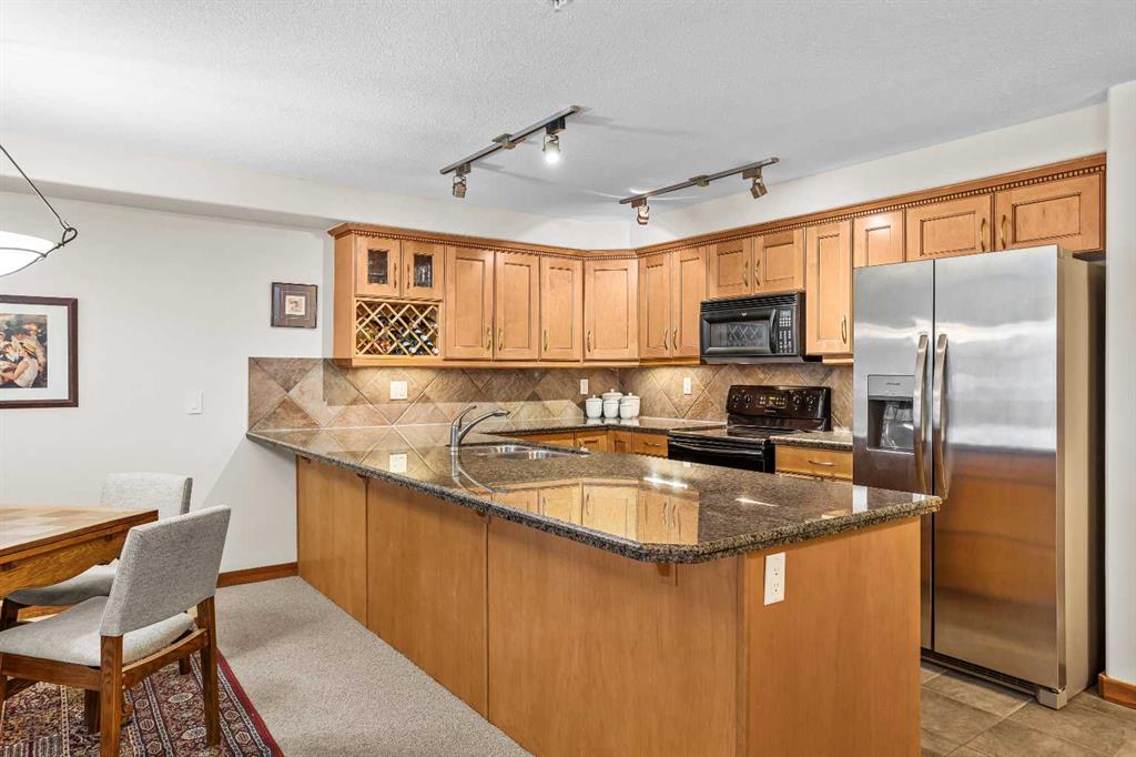 Picture for 112, 150 Crosbow Place 